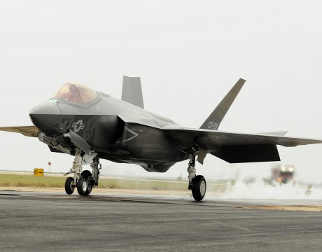 F-35C JSF catapult launch