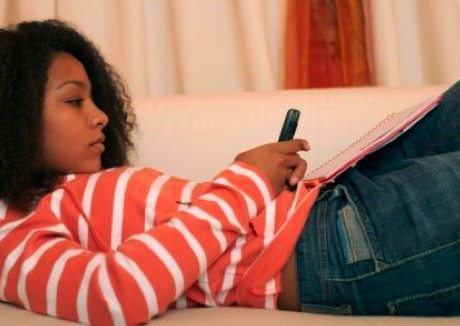 texting teen