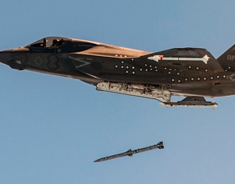 F-35B JSF AIM-120 release