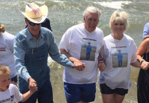 Hoyer at Bernie Fowler's Wade-In