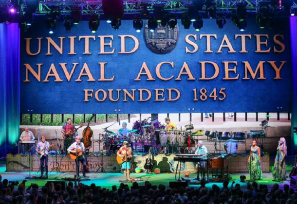 Buffett Earns Civilian Award