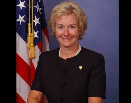 Leslie Taylor