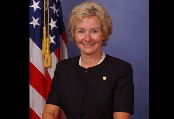 Leslie Taylor