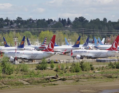 737 MAX